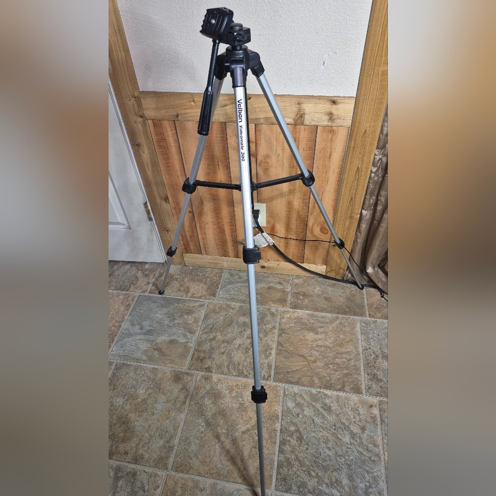 Videomate 300 Tripod Camera Stand Black Silver Adjustable Photography Tripod - Picture 7 of 8